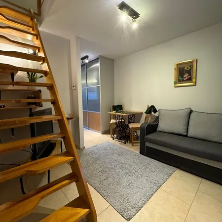 Cozy Apartament Jelenia Gora Exterior photo