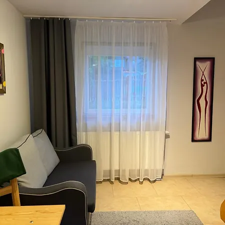 Cozy Apartament Jelenia Gora Exterior photo